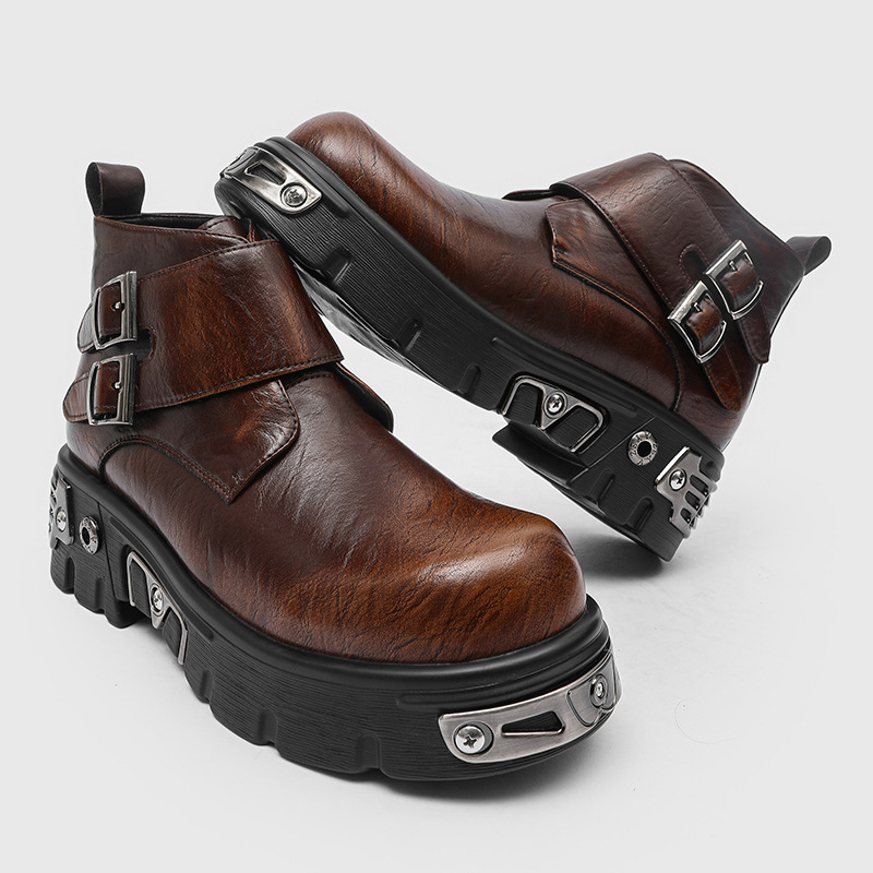 Men'S Fashion News - stivali con plateau punk goth moda