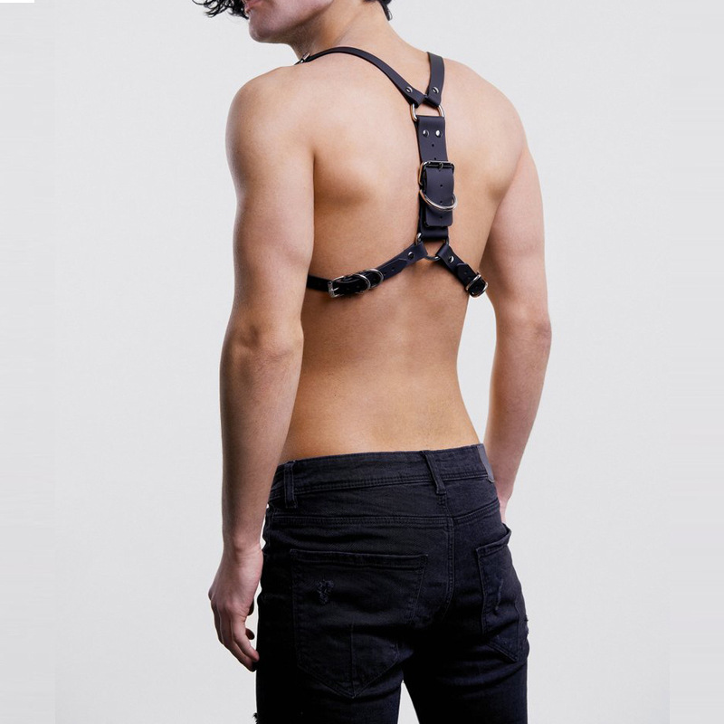 Imbracatura da uomo fatta a ma - Fashion Harness Men recensione e prezzo