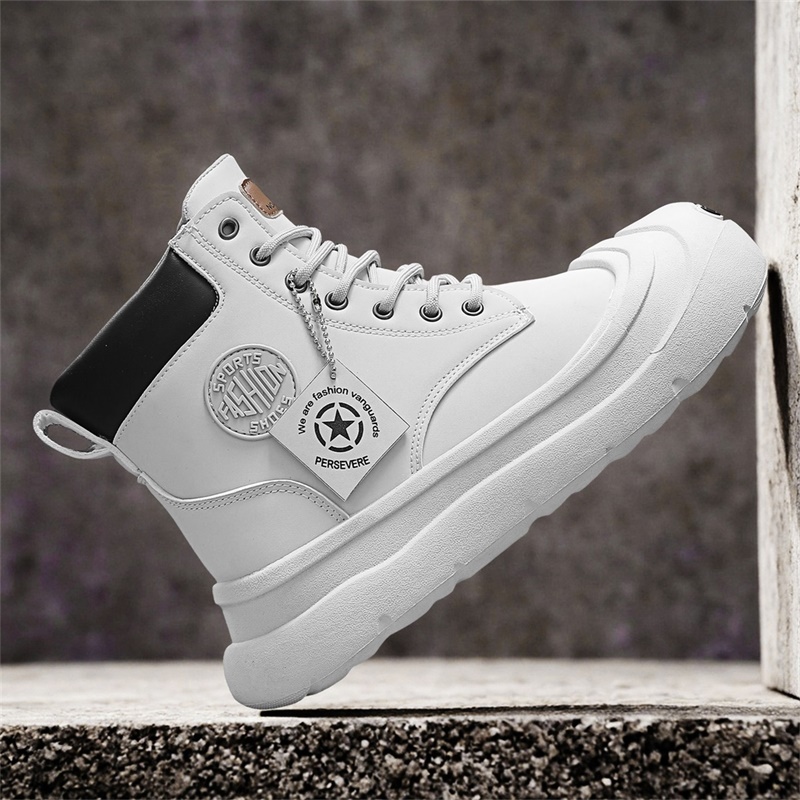 Pantaloncini Stivaletti Scarpe - Men'S Fashion News recensione e prezzo